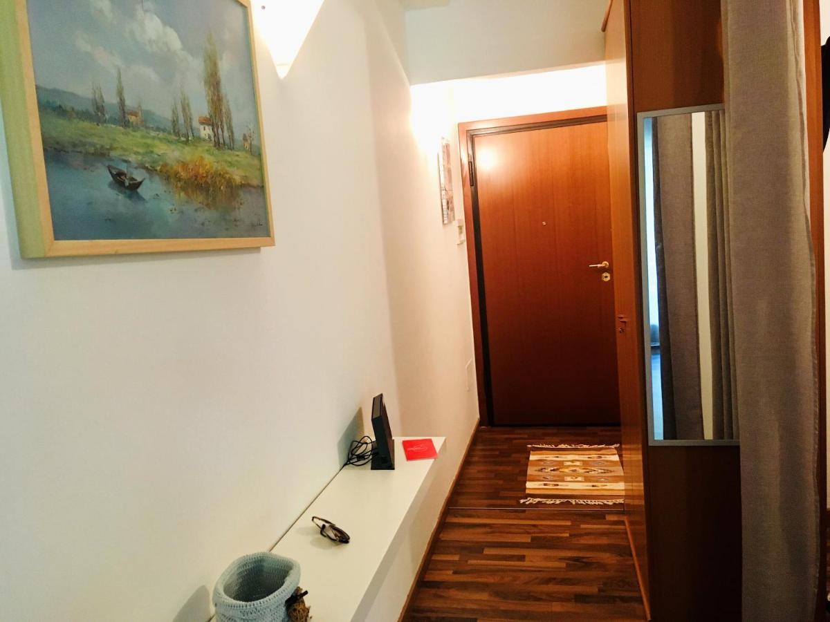 Апартаменти Studio Flat Close To Terme Сірміоне Екстер'єр фото